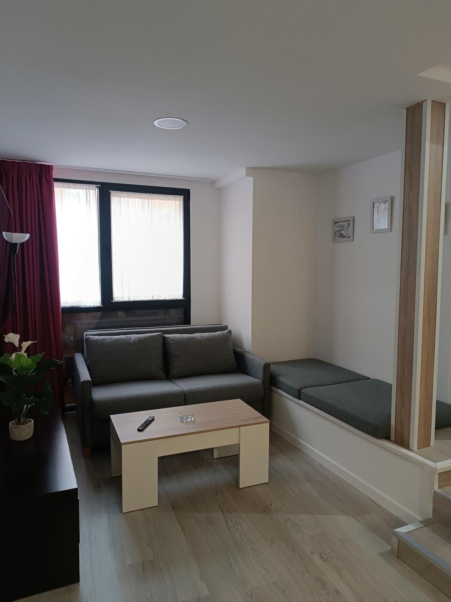 Apartamentos Turisticos Avila Puerta De San Isidro 1-4 Exterior photo