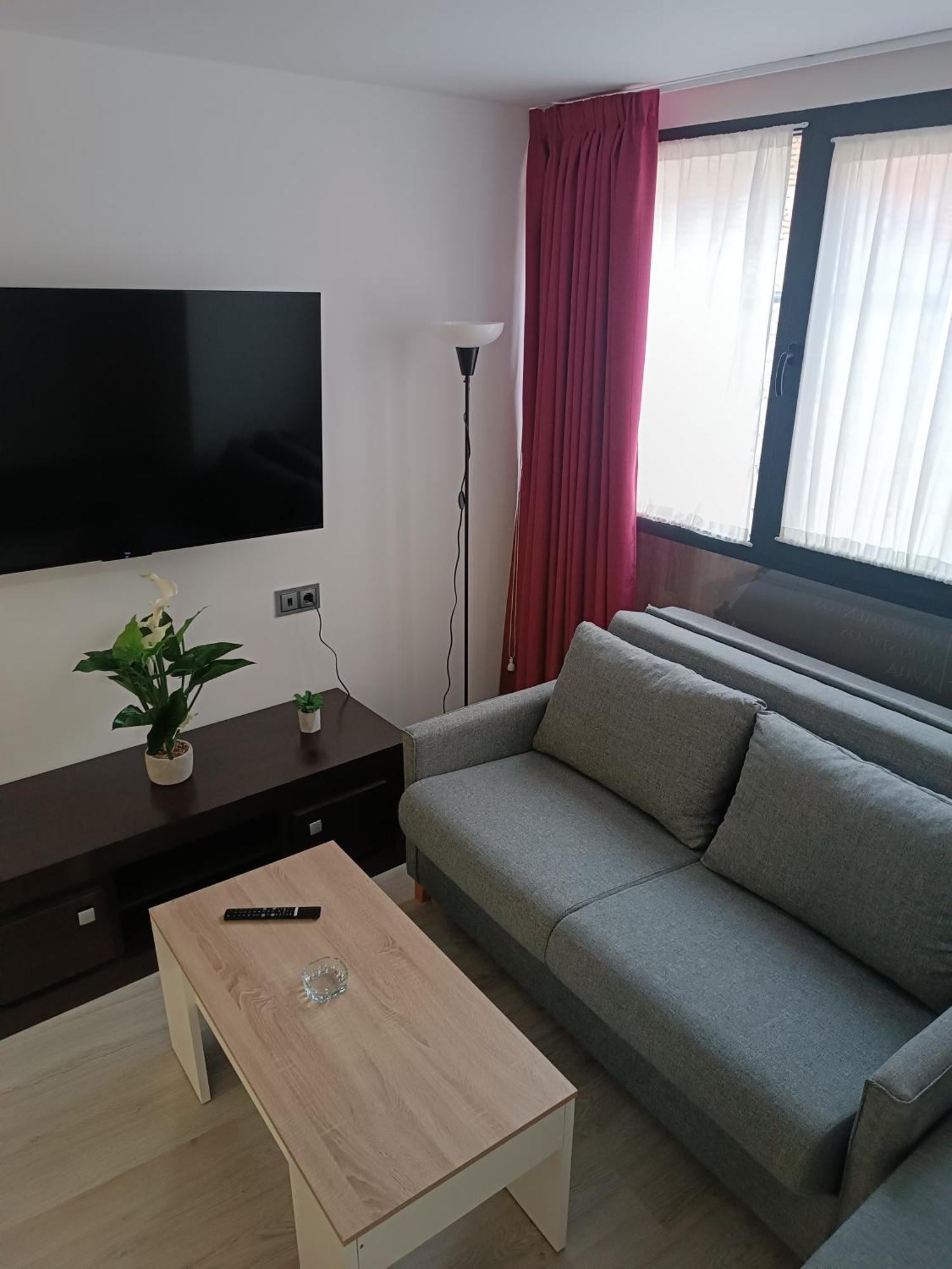Apartamentos Turisticos Avila Puerta De San Isidro 1-4 Exterior photo